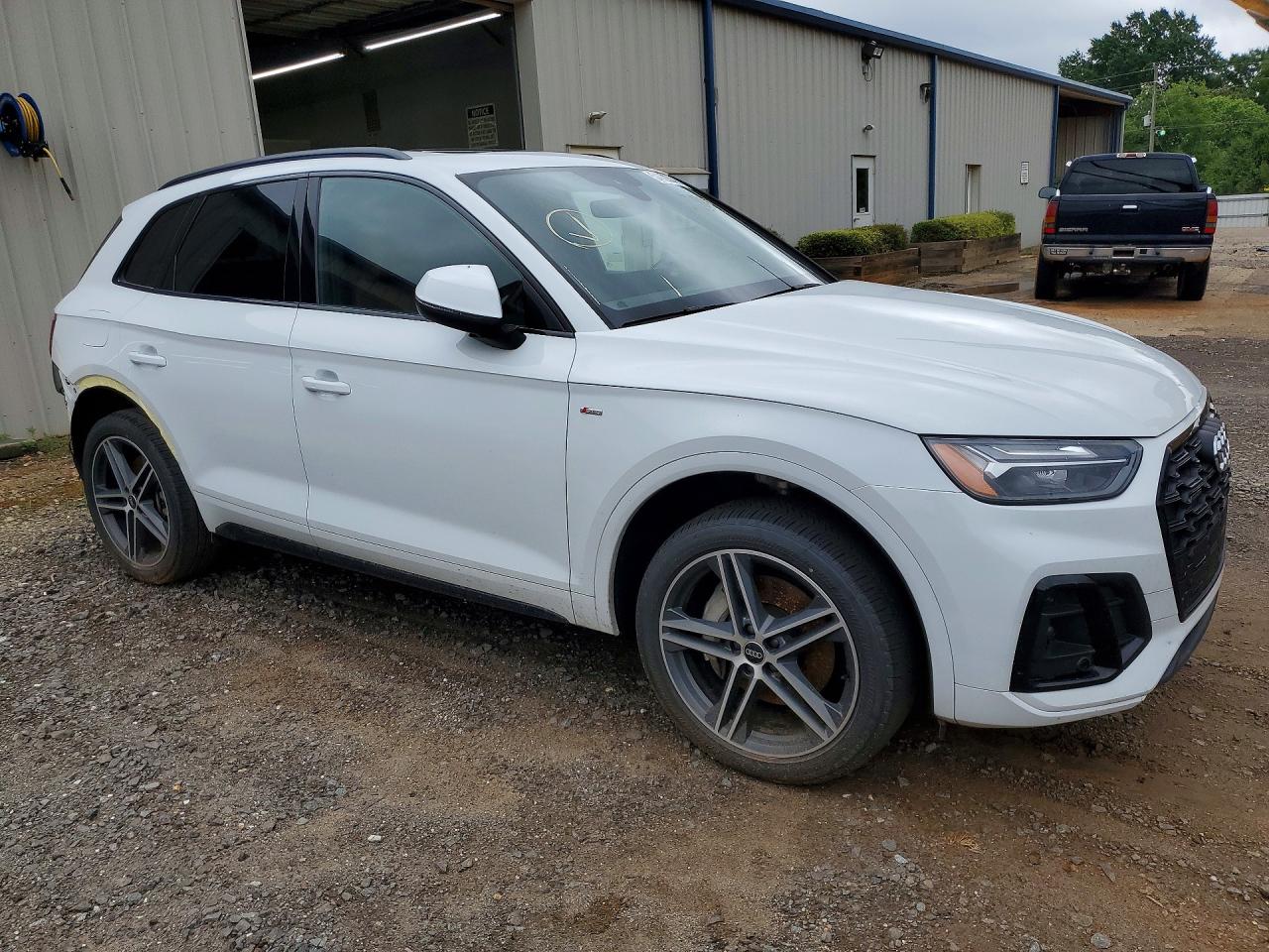 Audi Q5 Premium Plus 55
