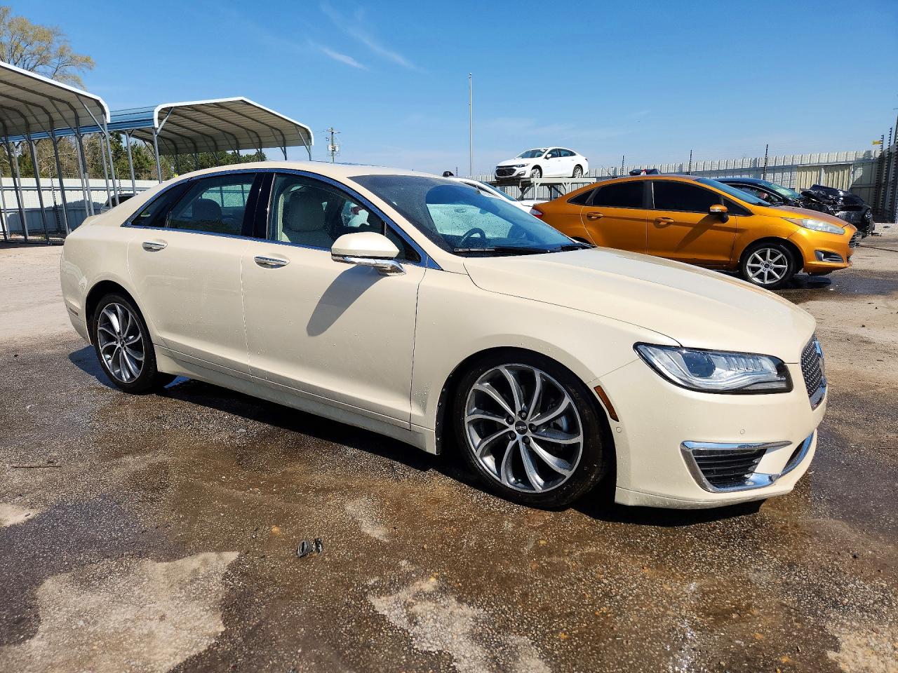 Lincoln MKZ Hybrid Reserve