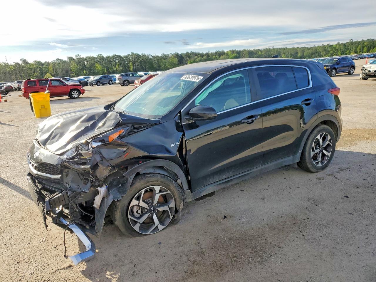Salvage Kia Sportage Image