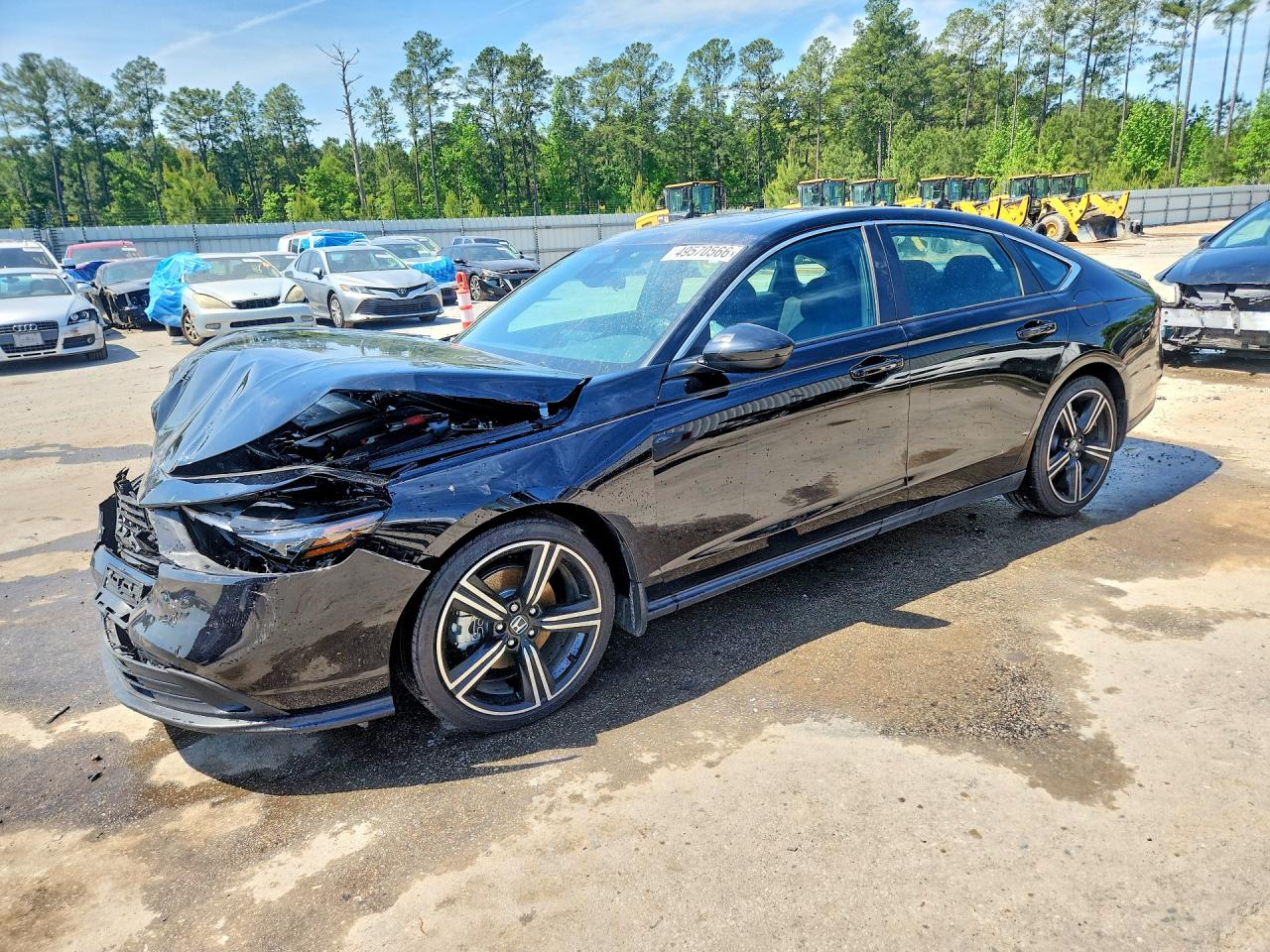 Salvage Honda Accord Image