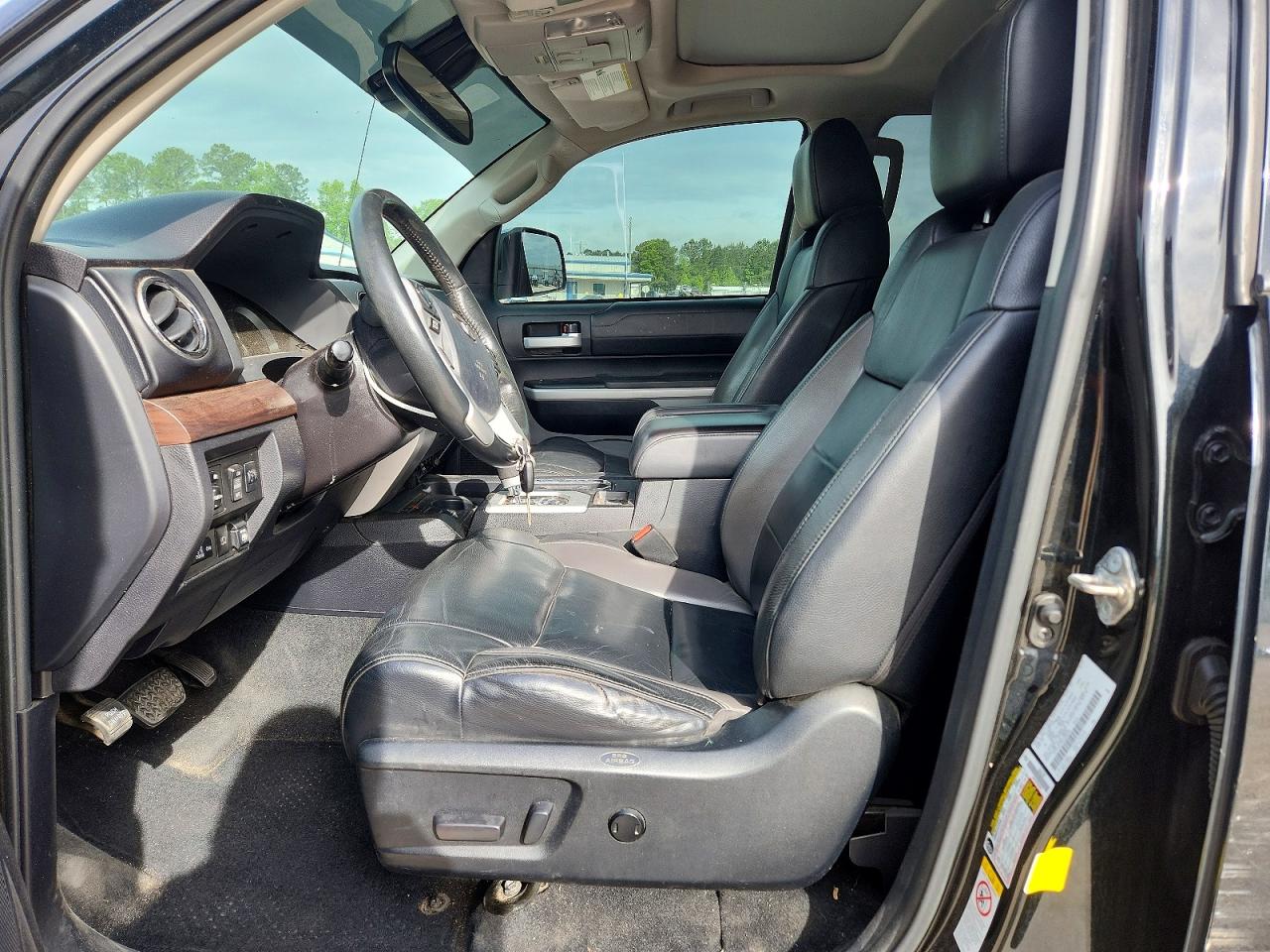 Toyota Tundra Crewmax Limited
