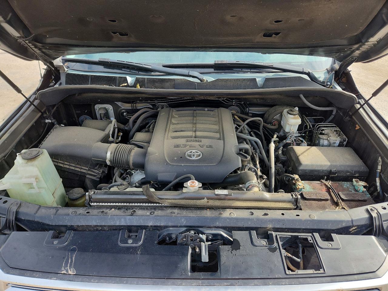 Toyota Tundra Crewmax Limited