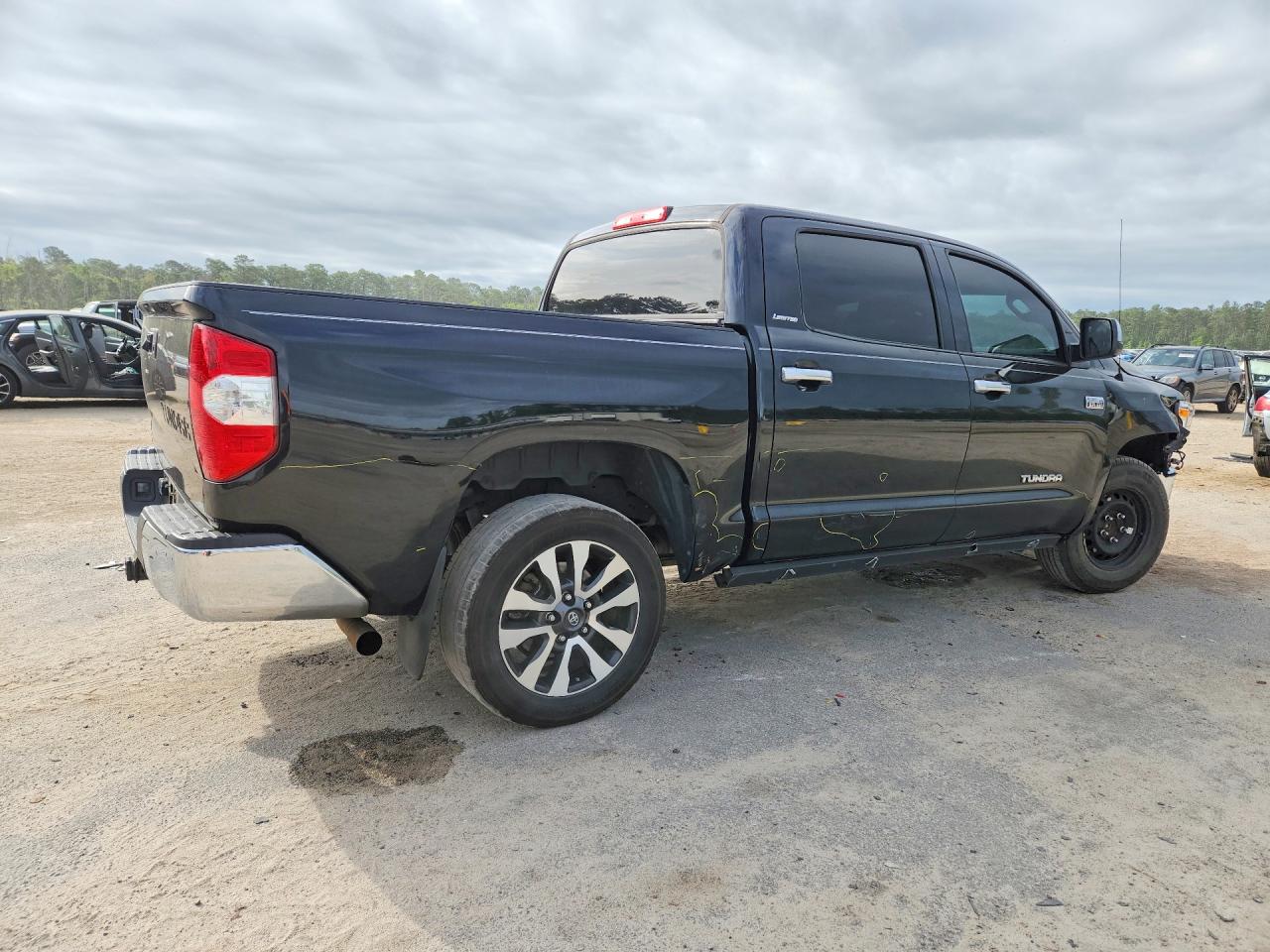 Toyota Tundra Crewmax Limited