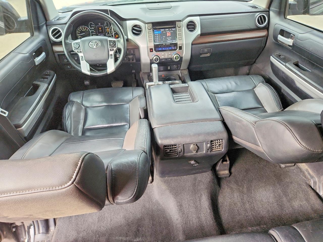 Toyota Tundra Crewmax Limited