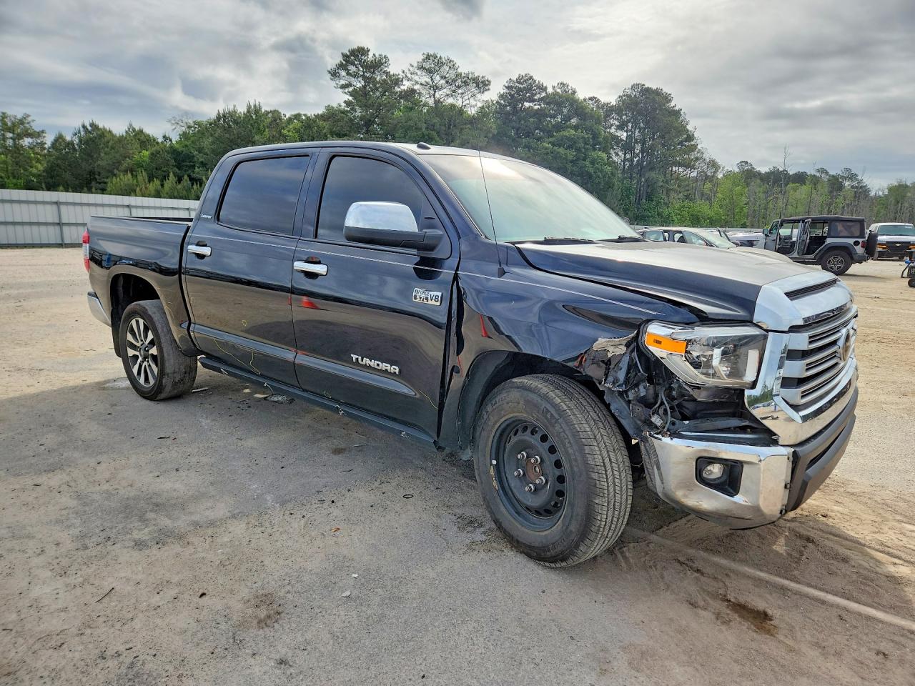 Toyota Tundra Crewmax Limited