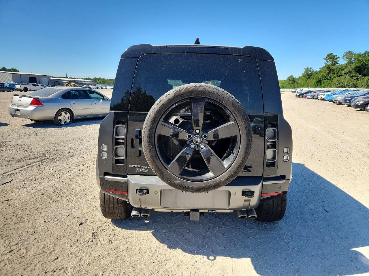 Land Rover Defender 110 Carpathian Edition