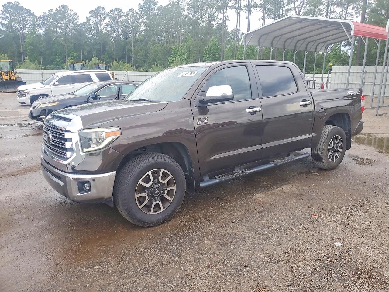 Salvage Toyota Tundra Image