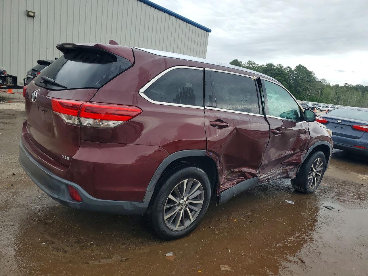 Toyota Highlander Xle