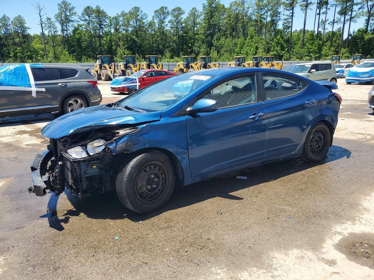Salvage Hyundai ELANTRA Image