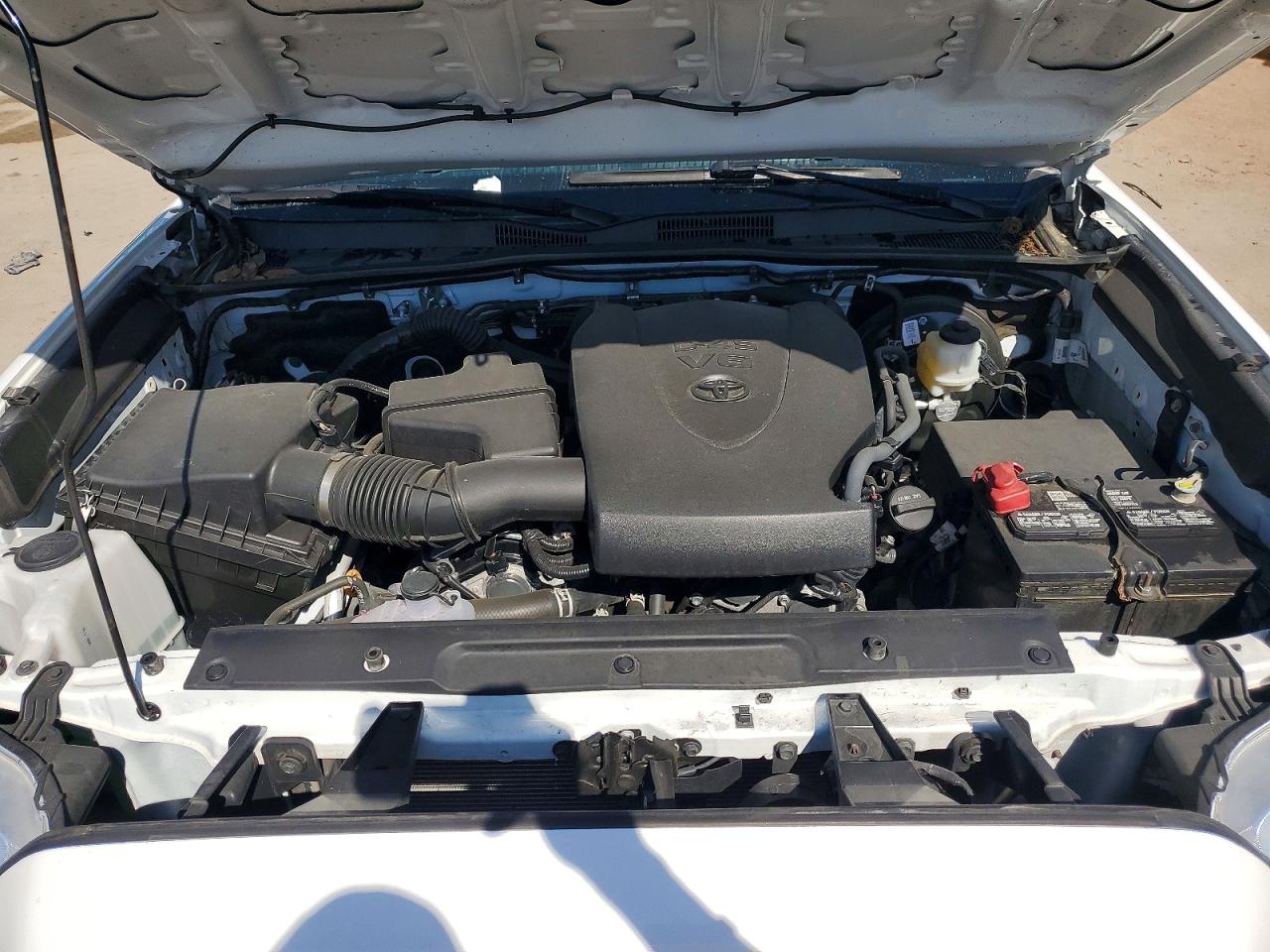 Toyota Tacoma Sr5 V6