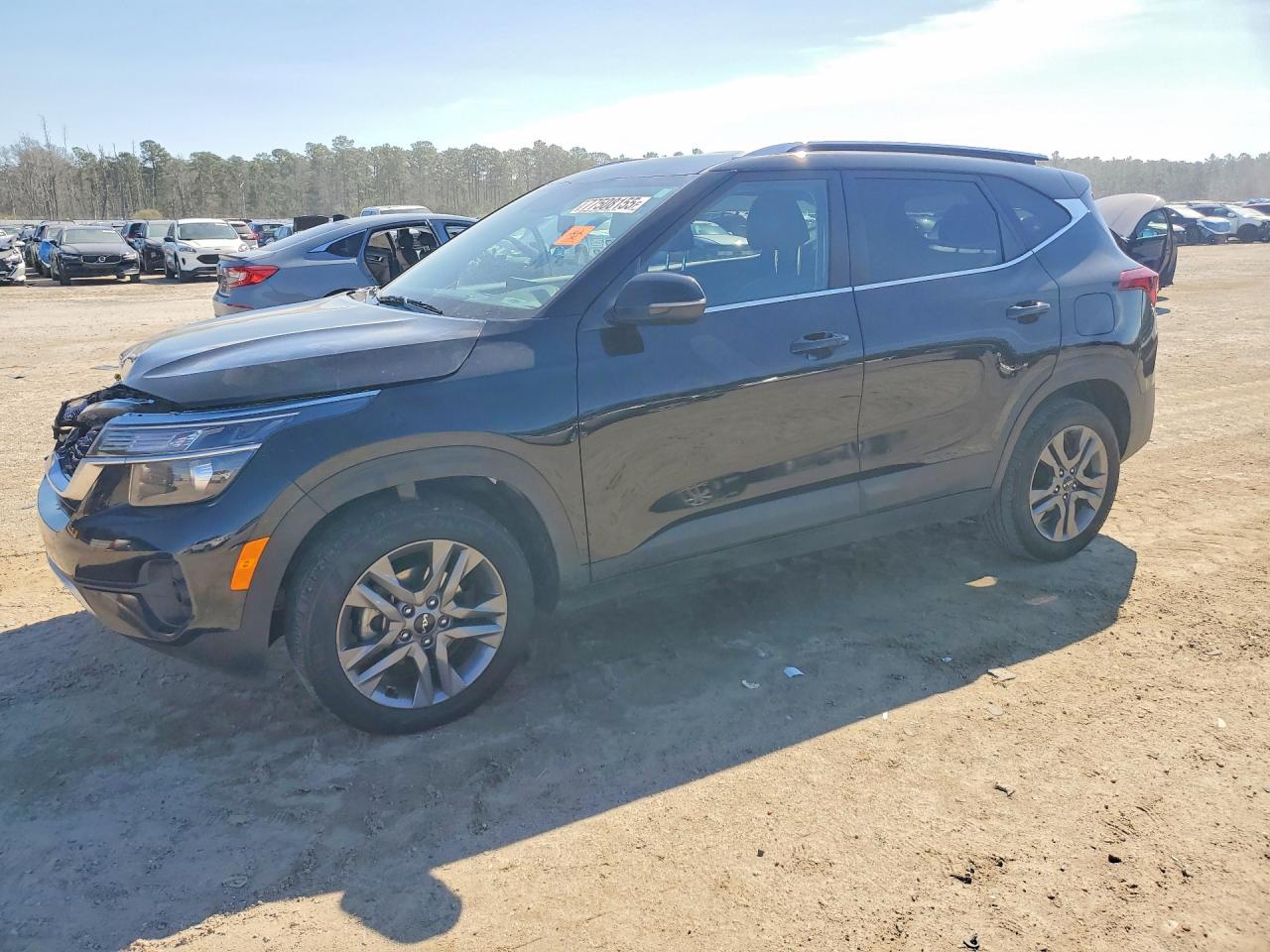 Salvage Kia Seltos Image