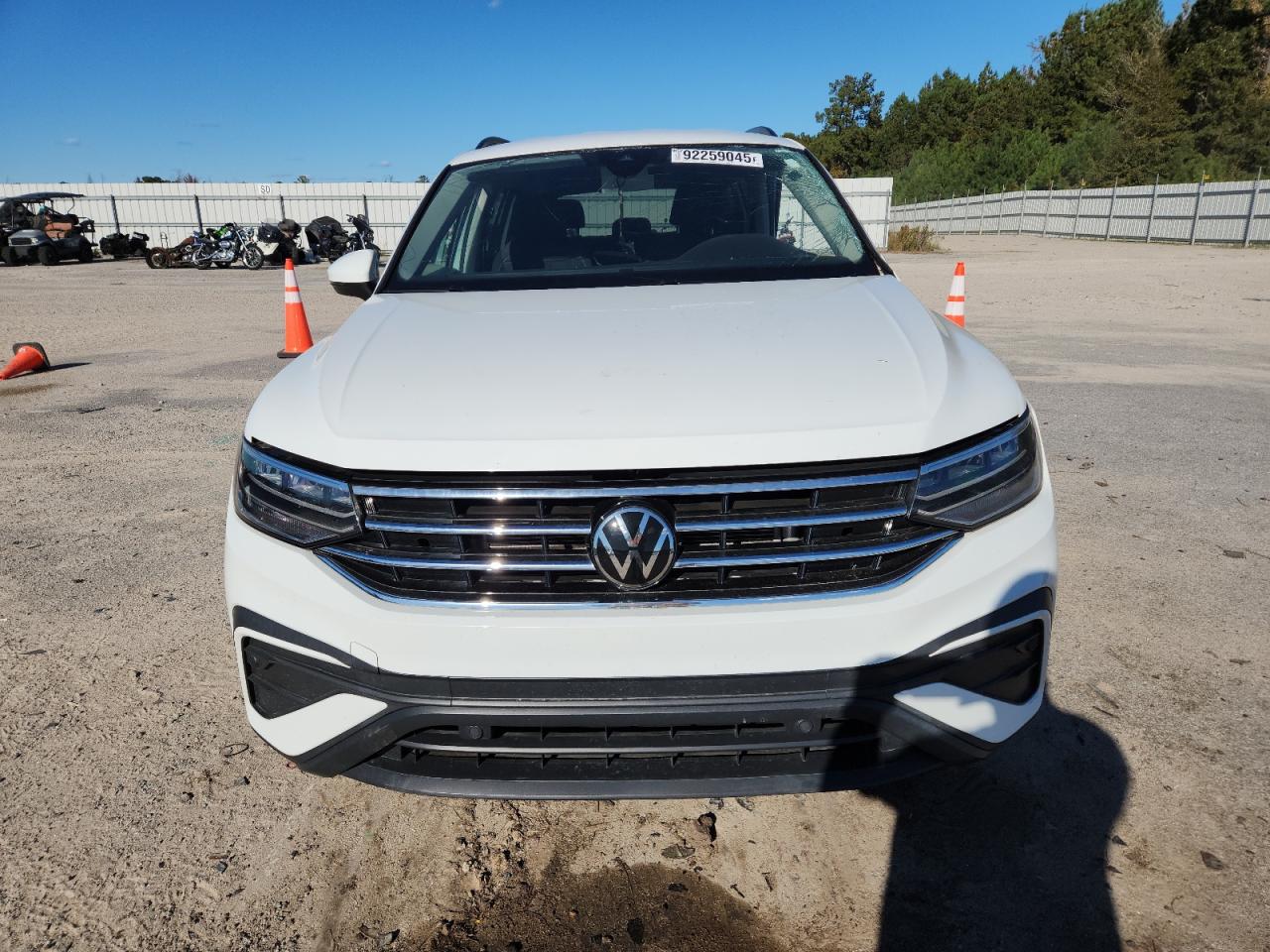 Volkswagen Tiguan S