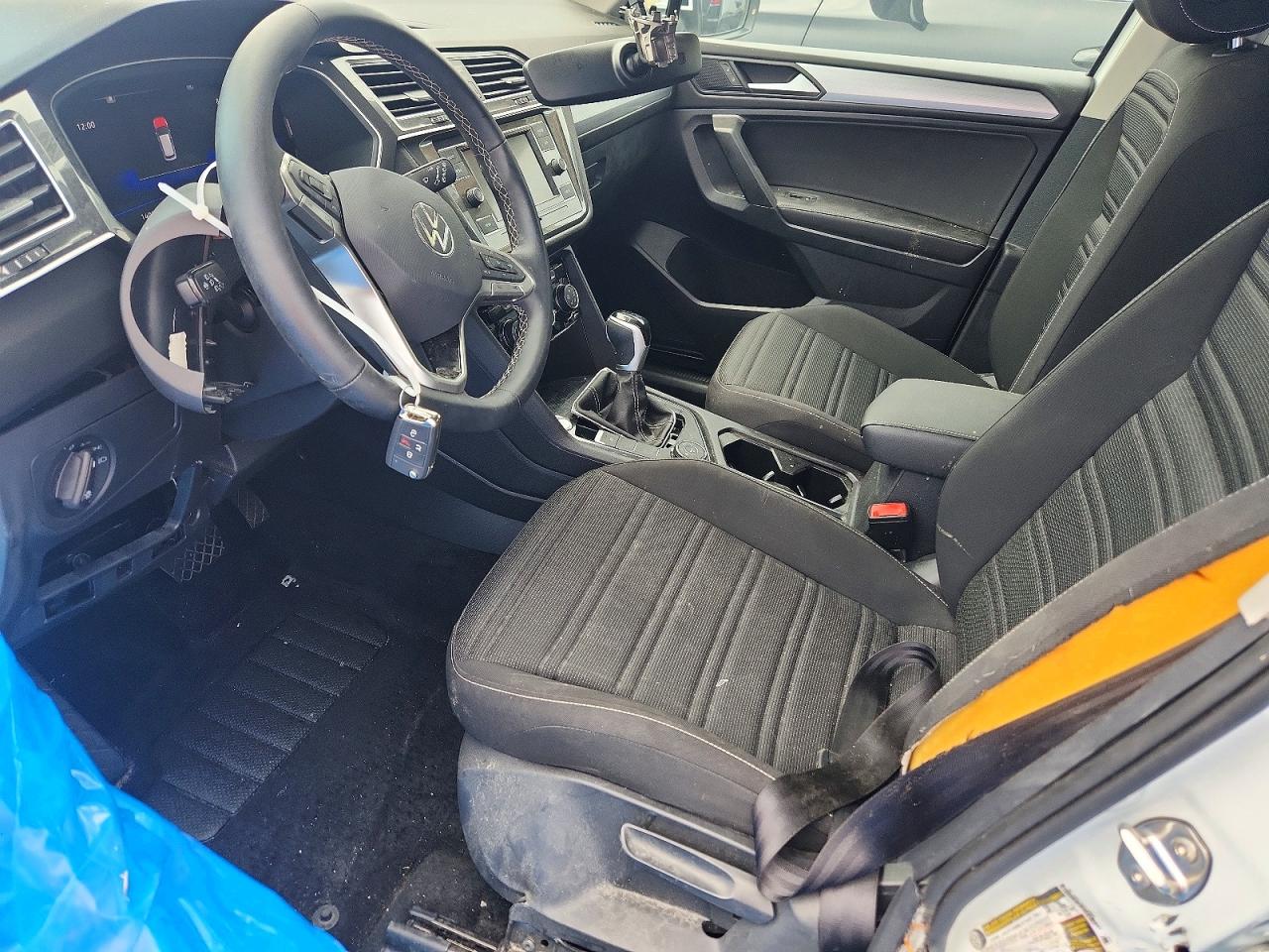 Volkswagen Tiguan S
