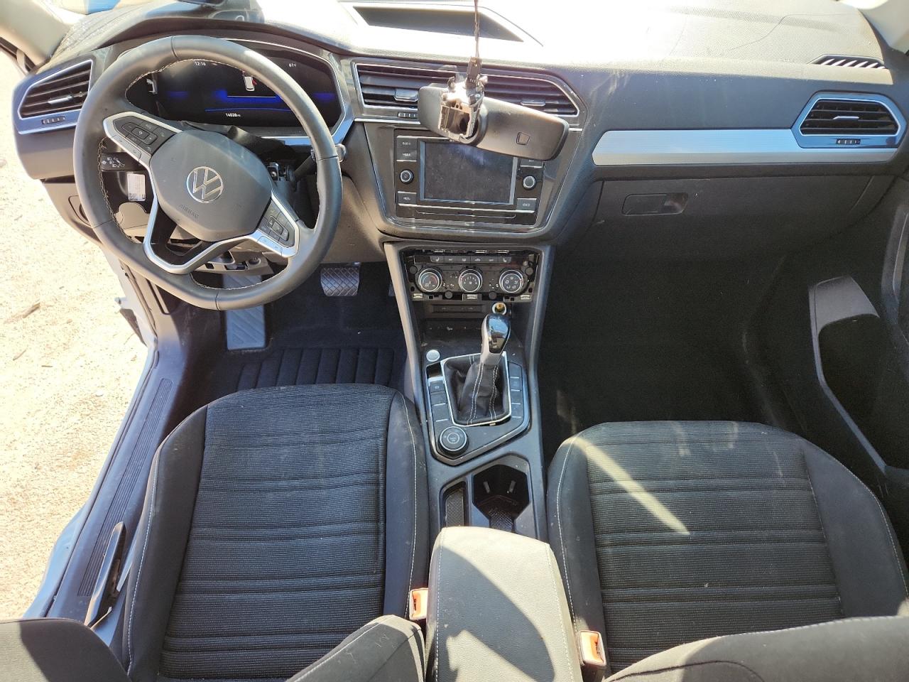 Volkswagen Tiguan S