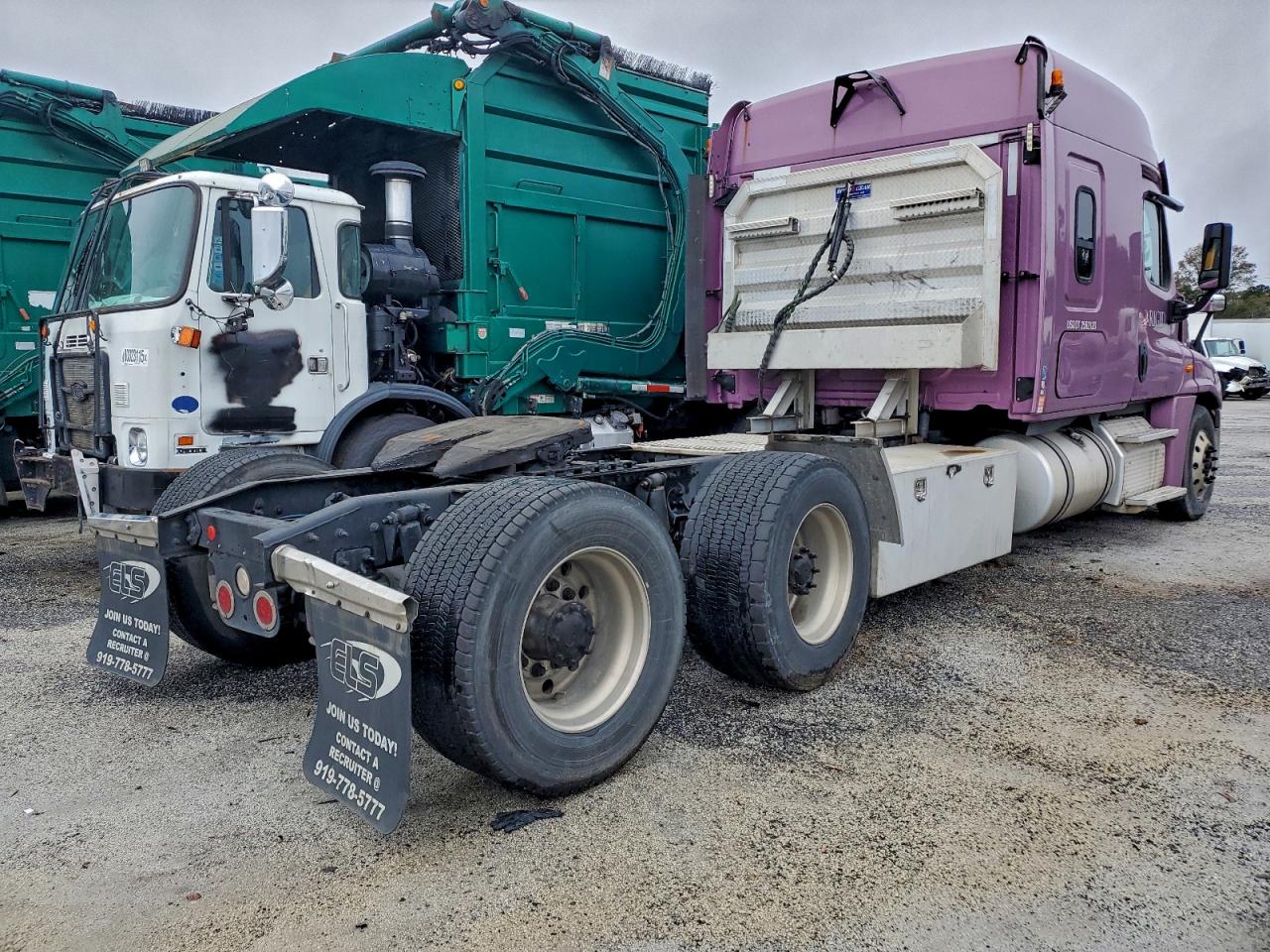 Freightliner Cascadia 125