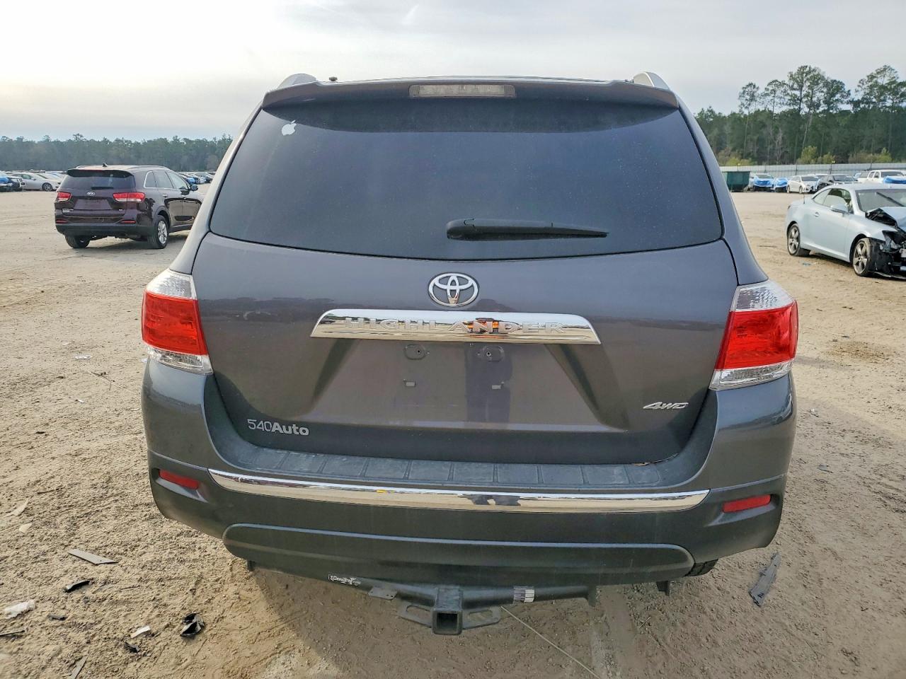 Toyota Highlander Base
