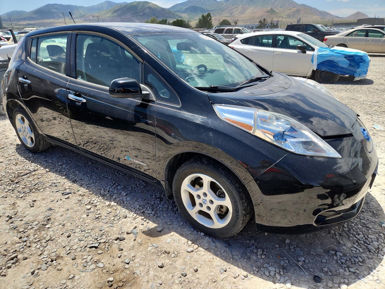 Nissan LEAF S