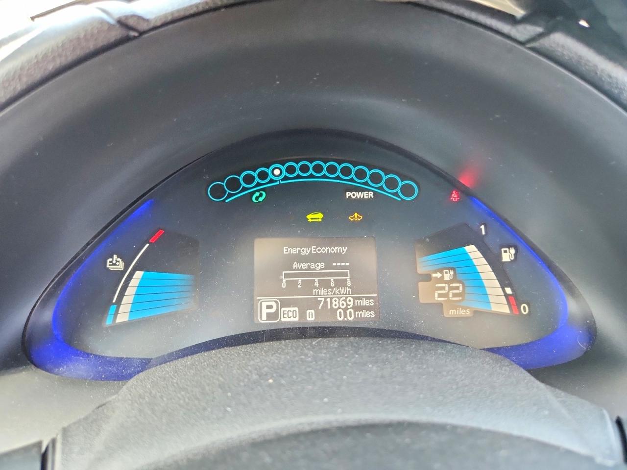 Nissan LEAF S