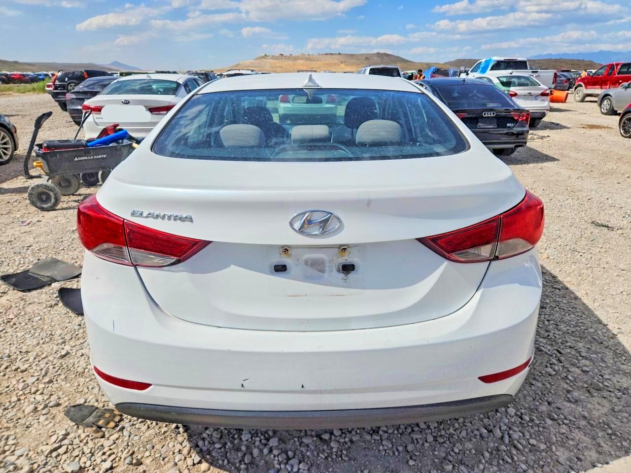 Hyundai ELANTRA Se