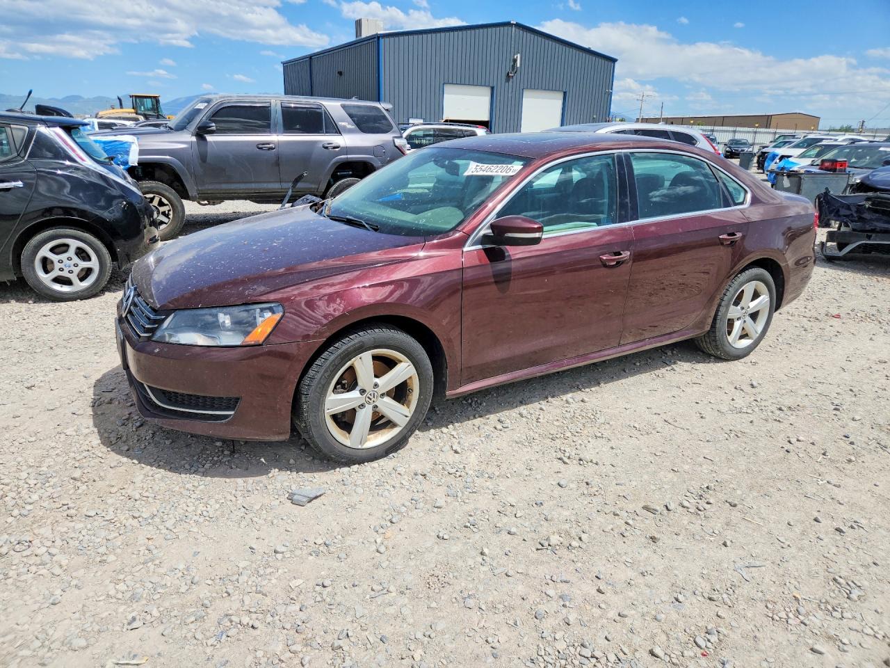 Salvage Volkswagen Passat Image