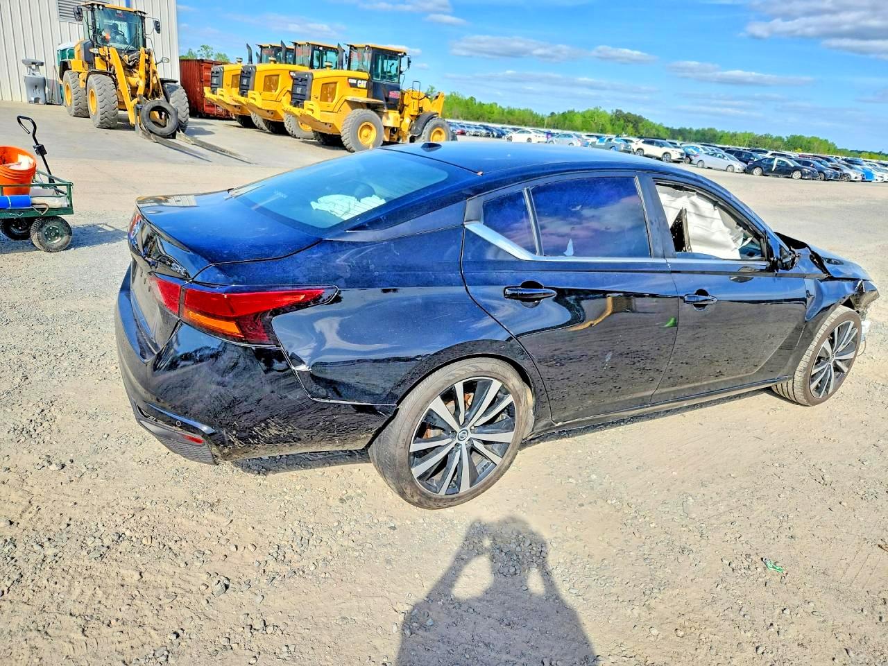 Nissan Altima Sr