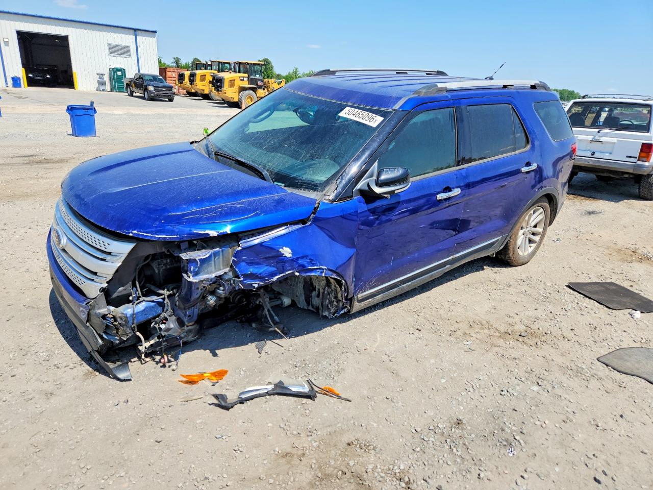 Salvage Ford Explorer Image