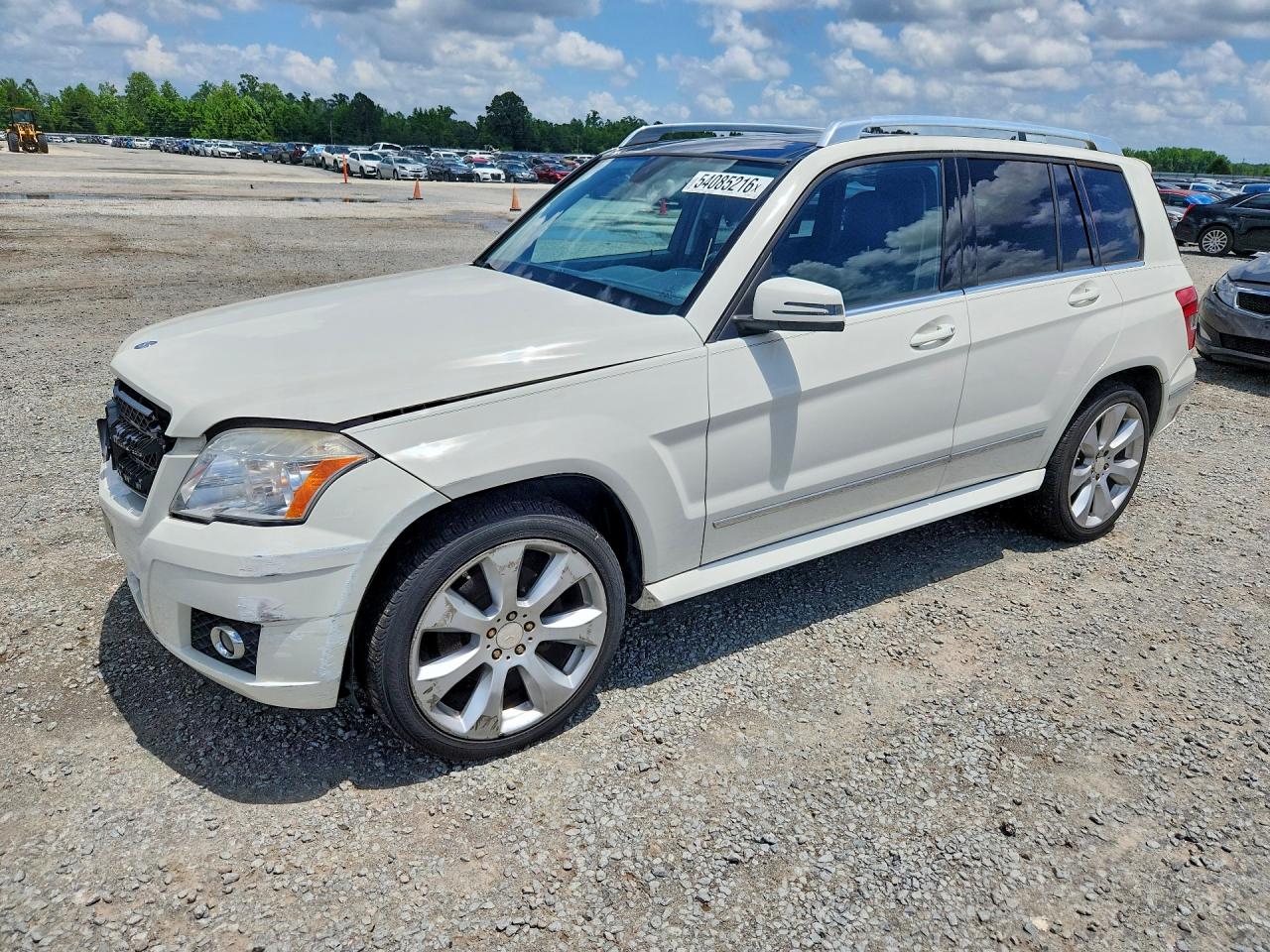 Salvage Mercedes-Benz GLK Image