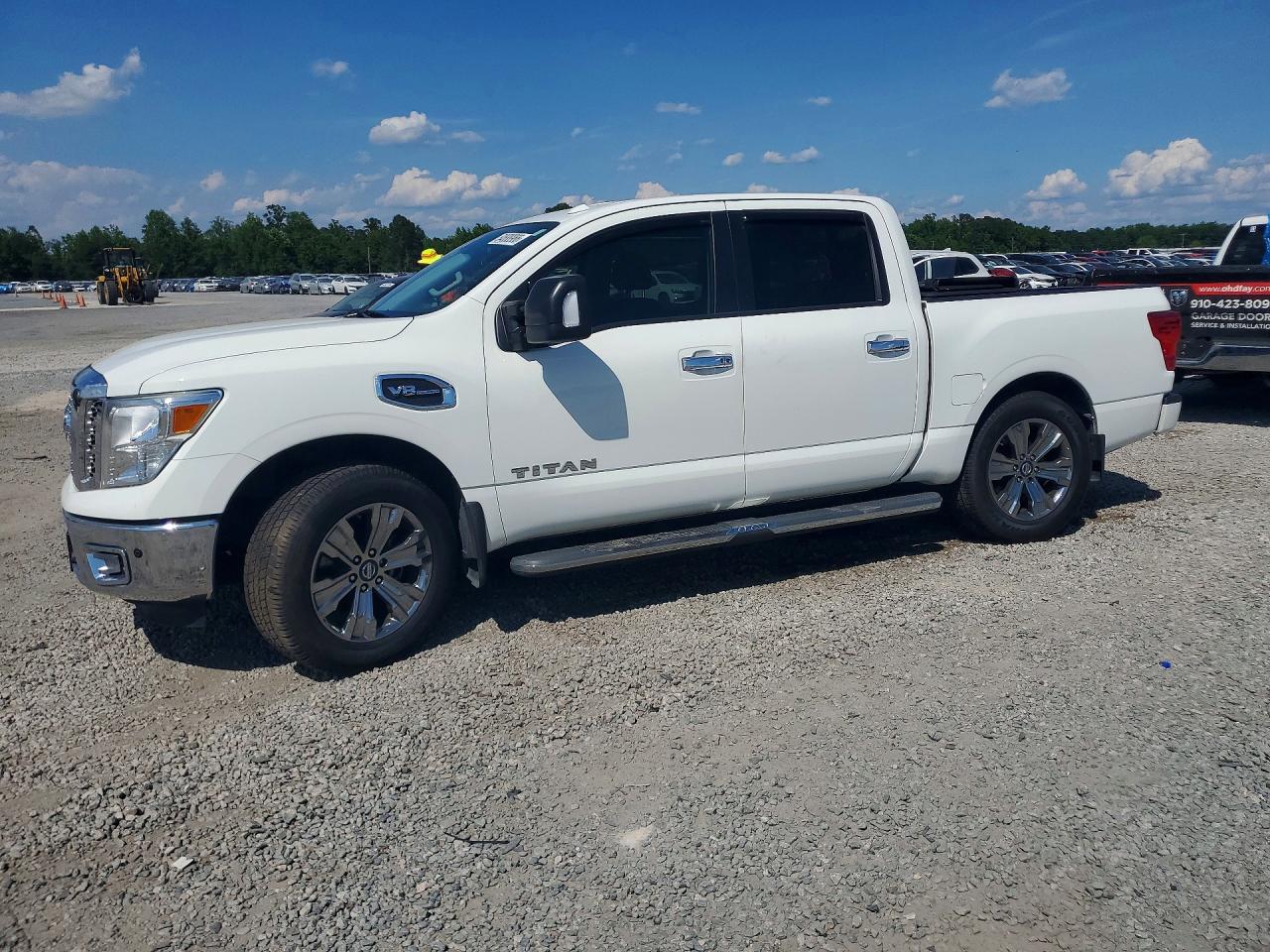 Salvage Nissan Titan Image