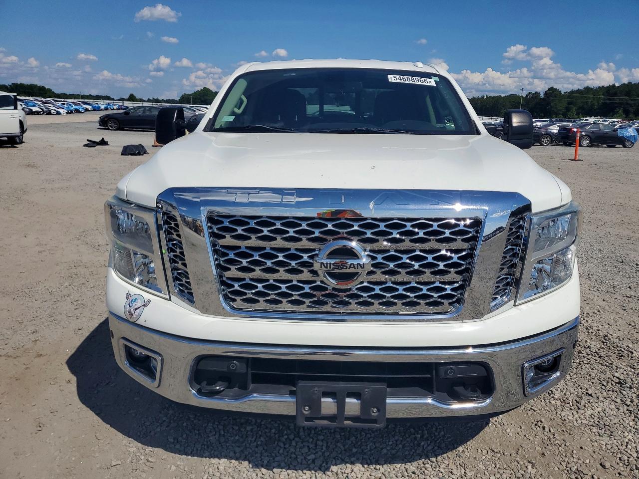 Nissan Titan S