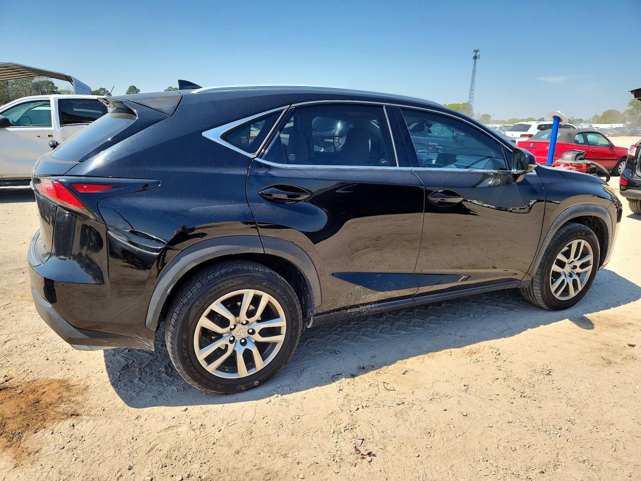 Lexus NX Base