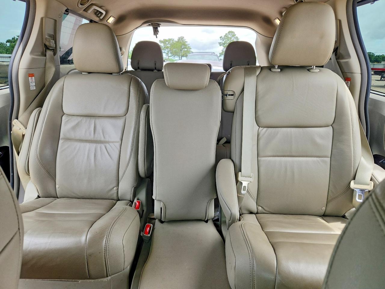 Toyota Sienna Xle Premium 8-passenger