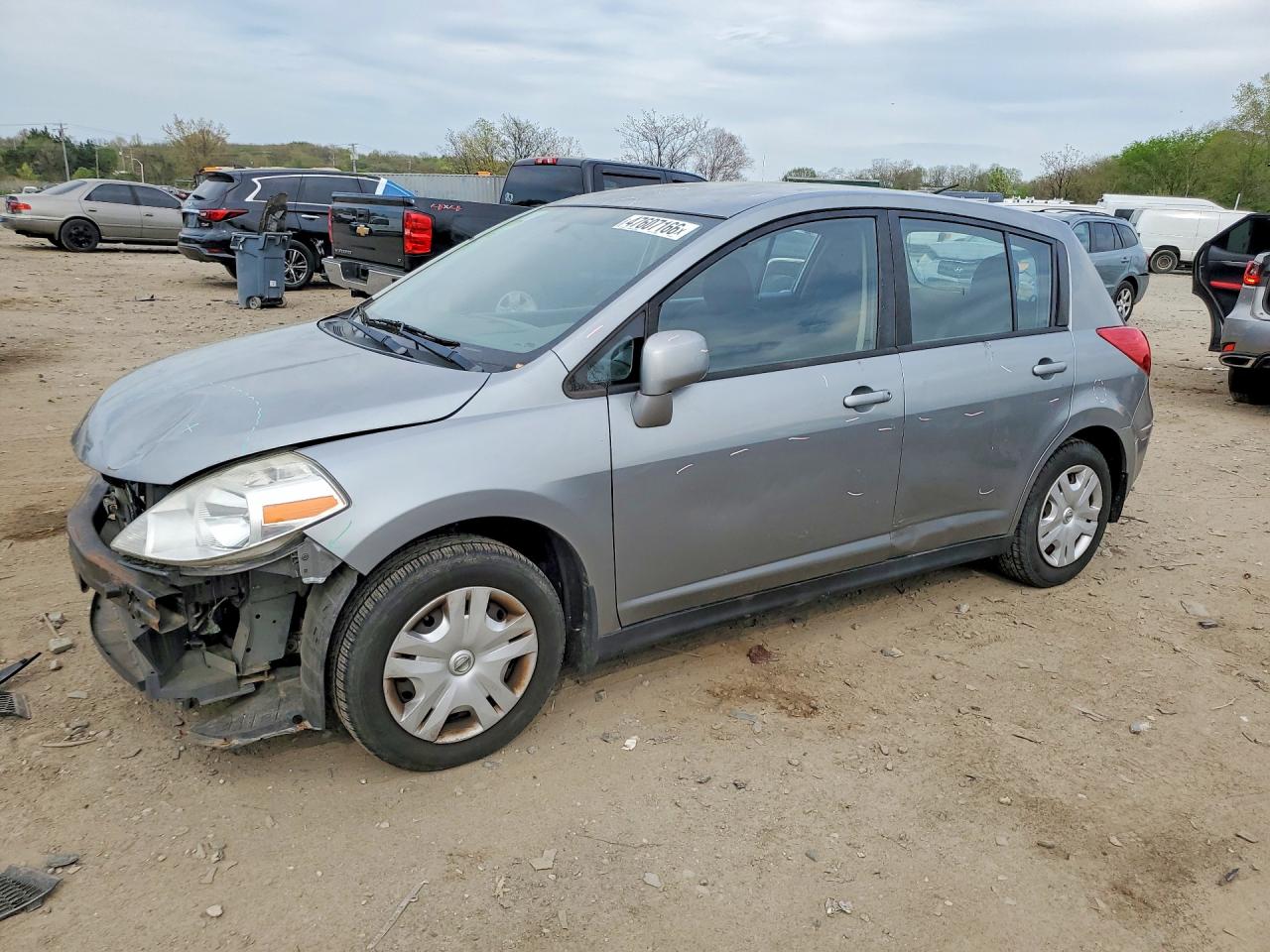 Salvage Nissan Versa Image