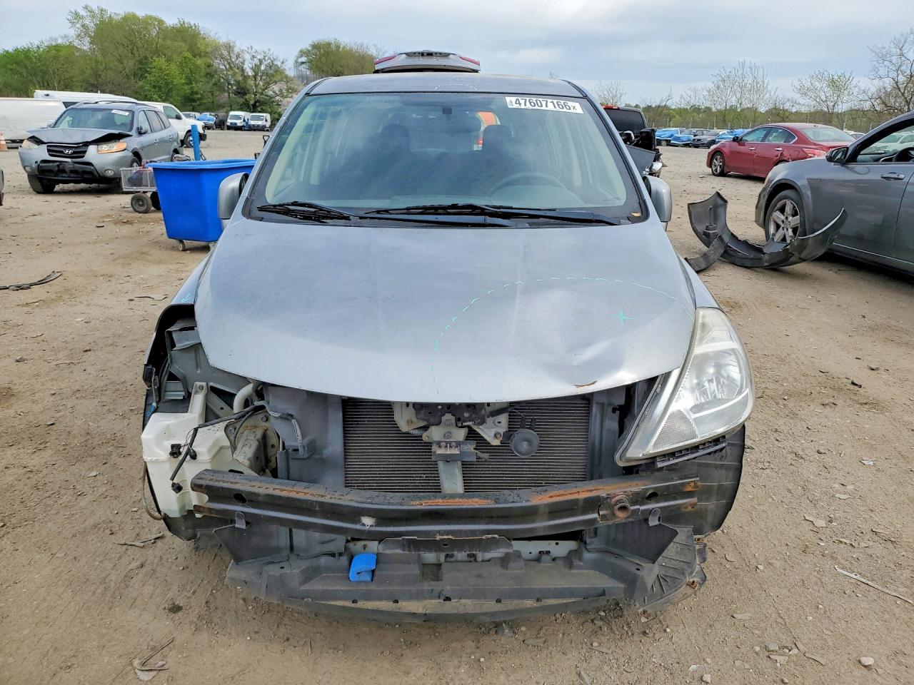 Nissan Versa 1.8 S