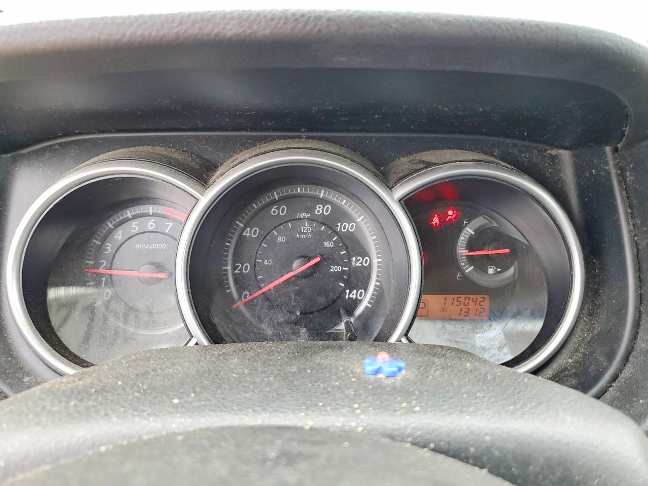 Nissan Versa 1.8 S