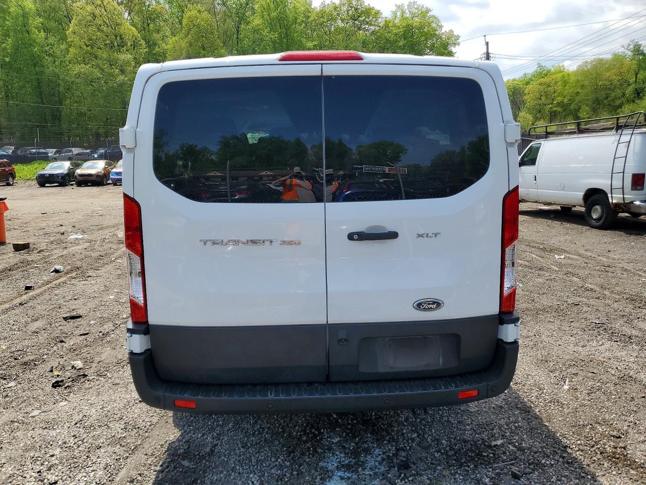 Ford Transit T-350