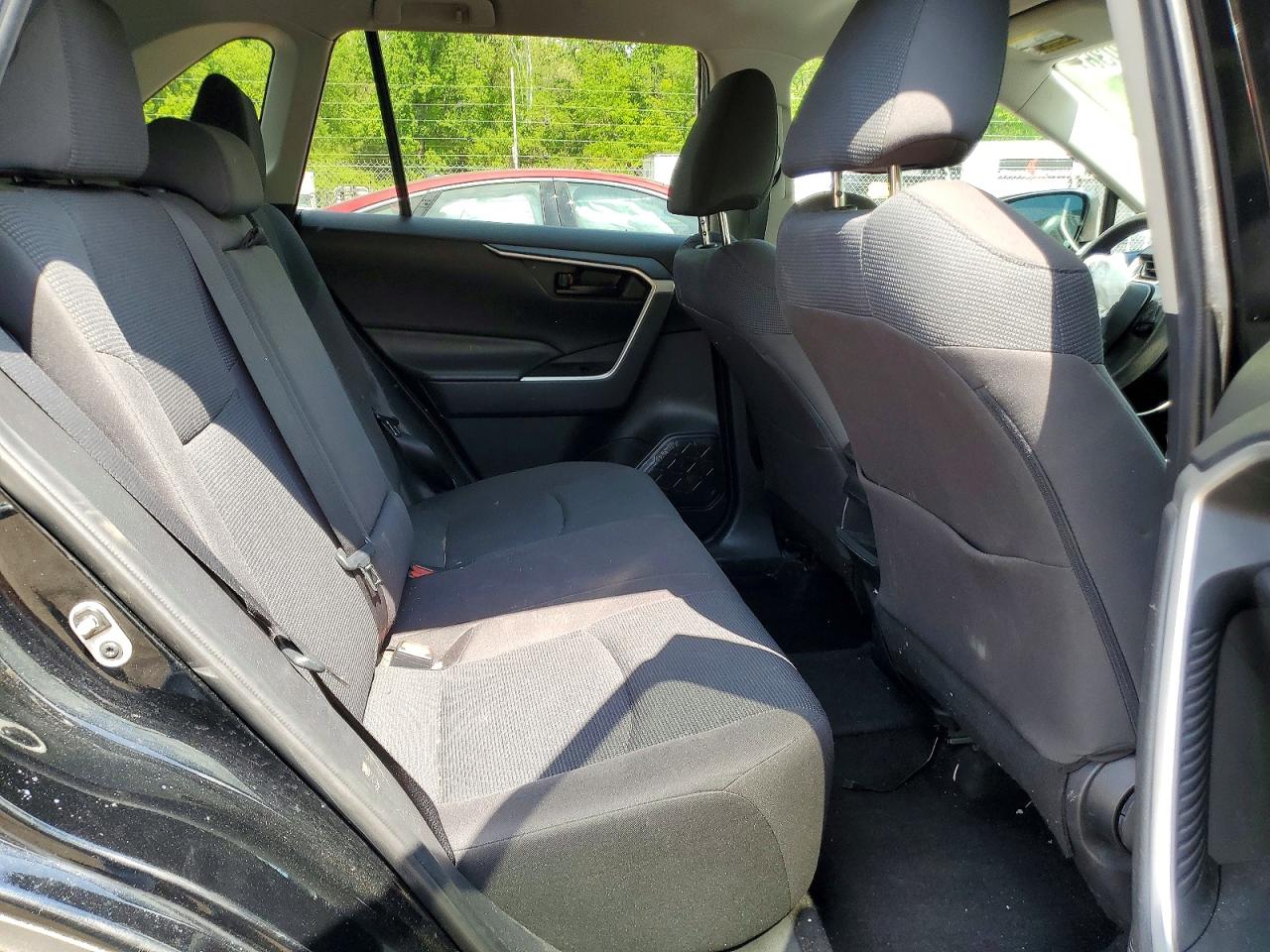 Toyota RAV4 Le