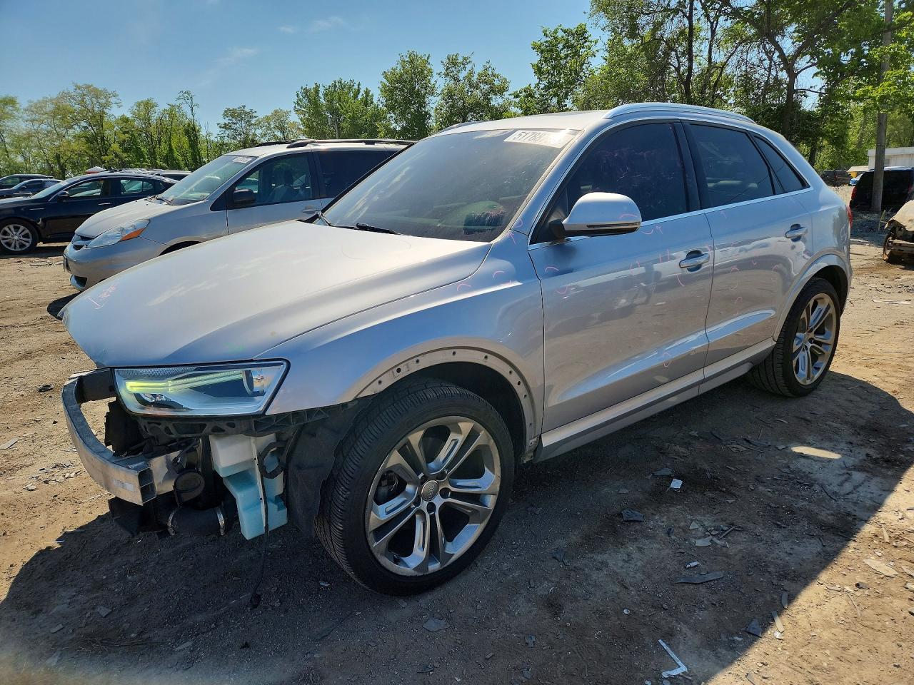 Salvage Audi Q3 Image