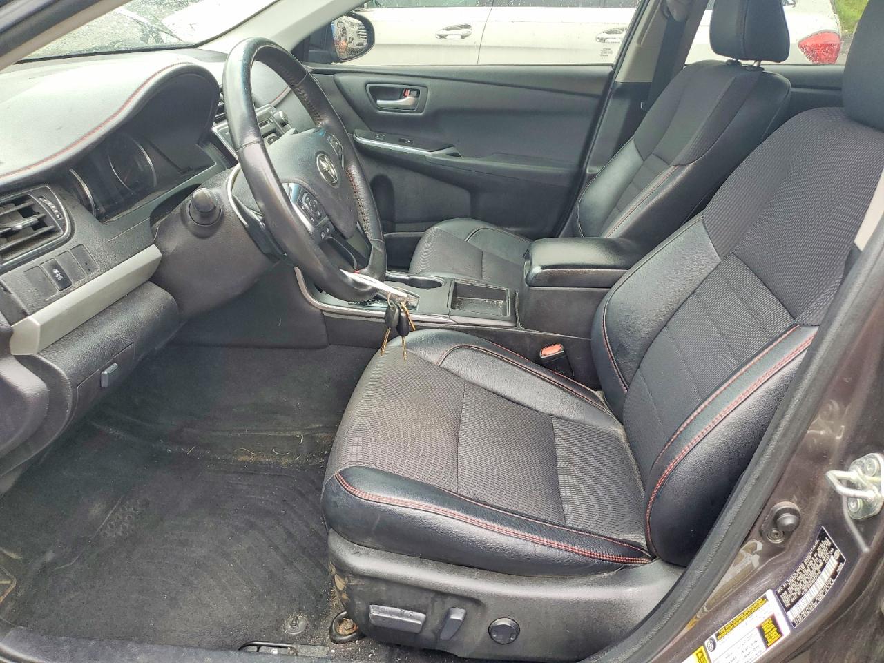 Toyota Camry Se