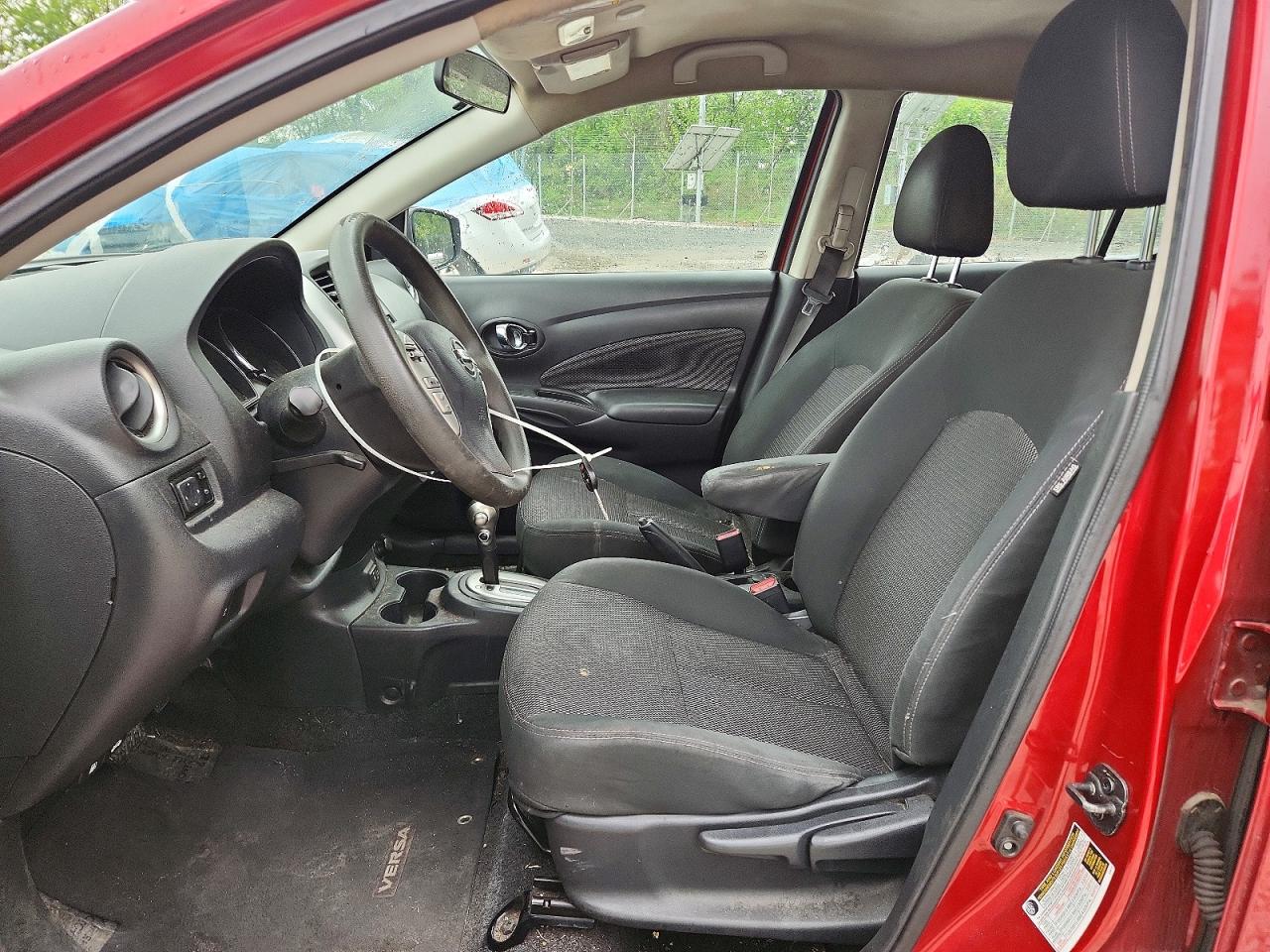 Nissan Versa Sv