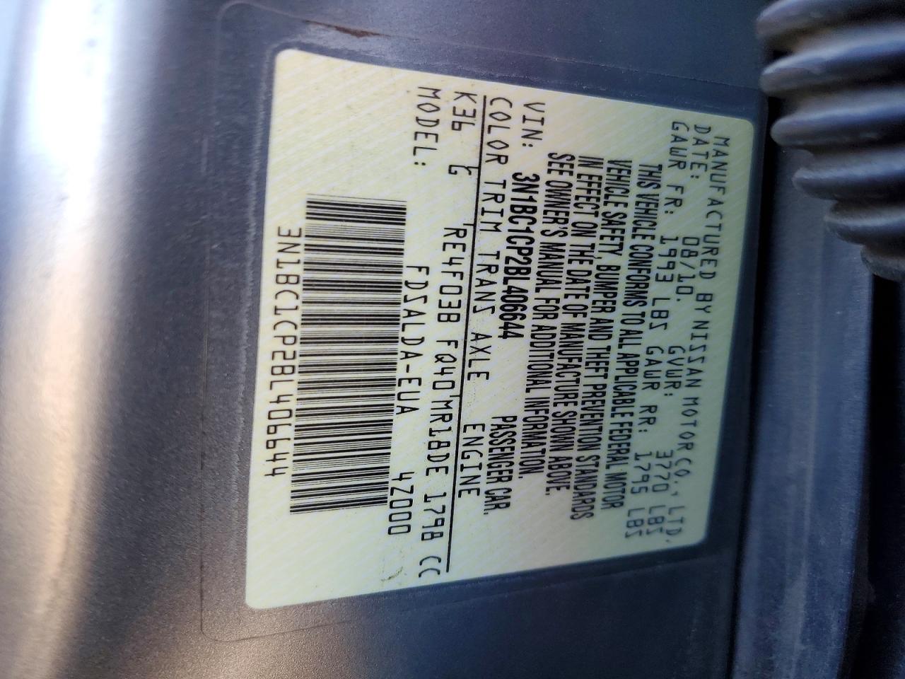 Nissan Versa 1.8 S