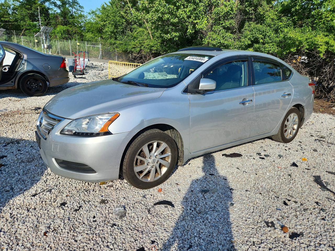 Salvage Nissan Sentra Image