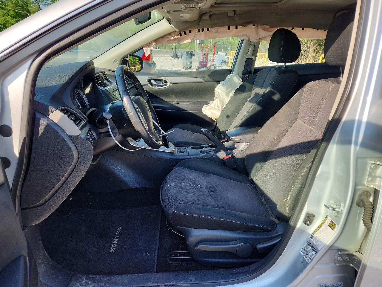 Nissan Sentra S