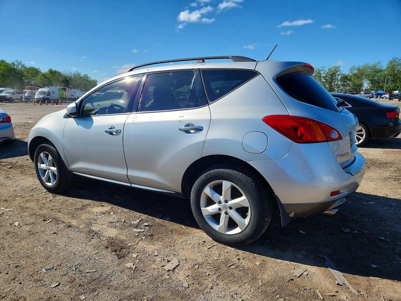 Nissan Murano S