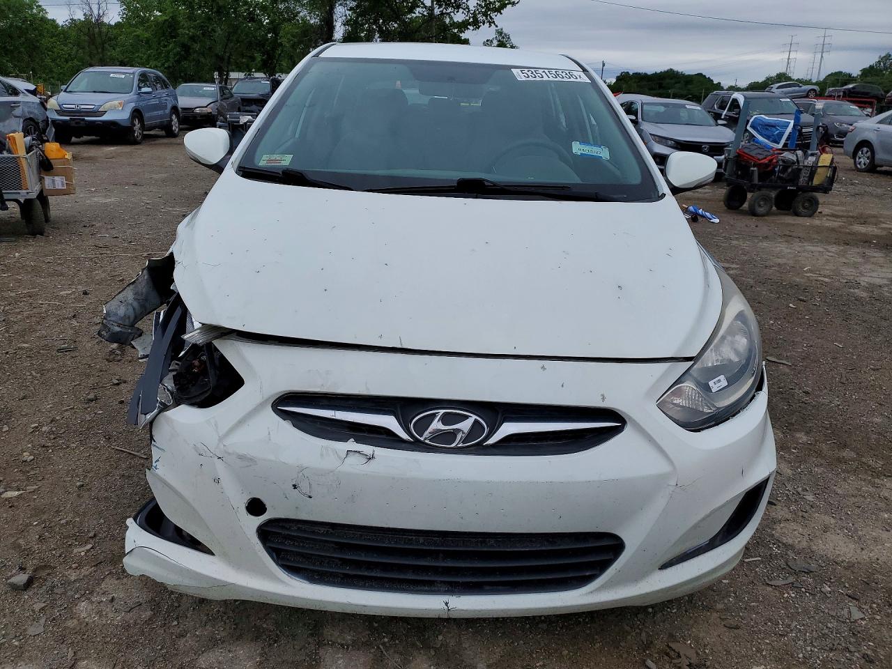 Hyundai ACCENT Gs