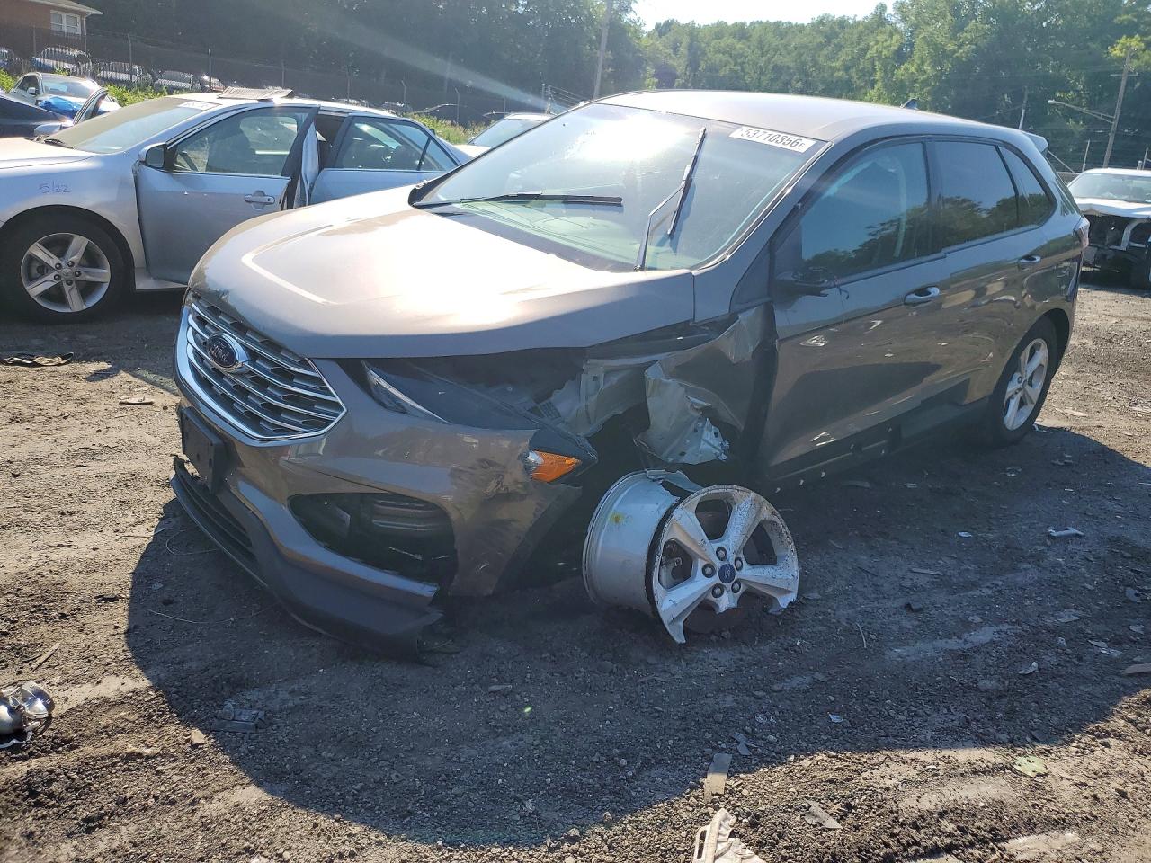 Salvage Ford Edge Image