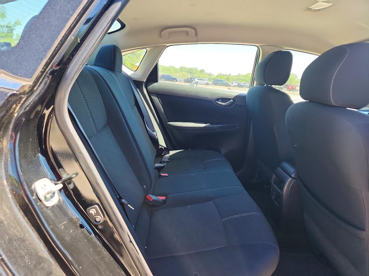 Nissan Sentra S