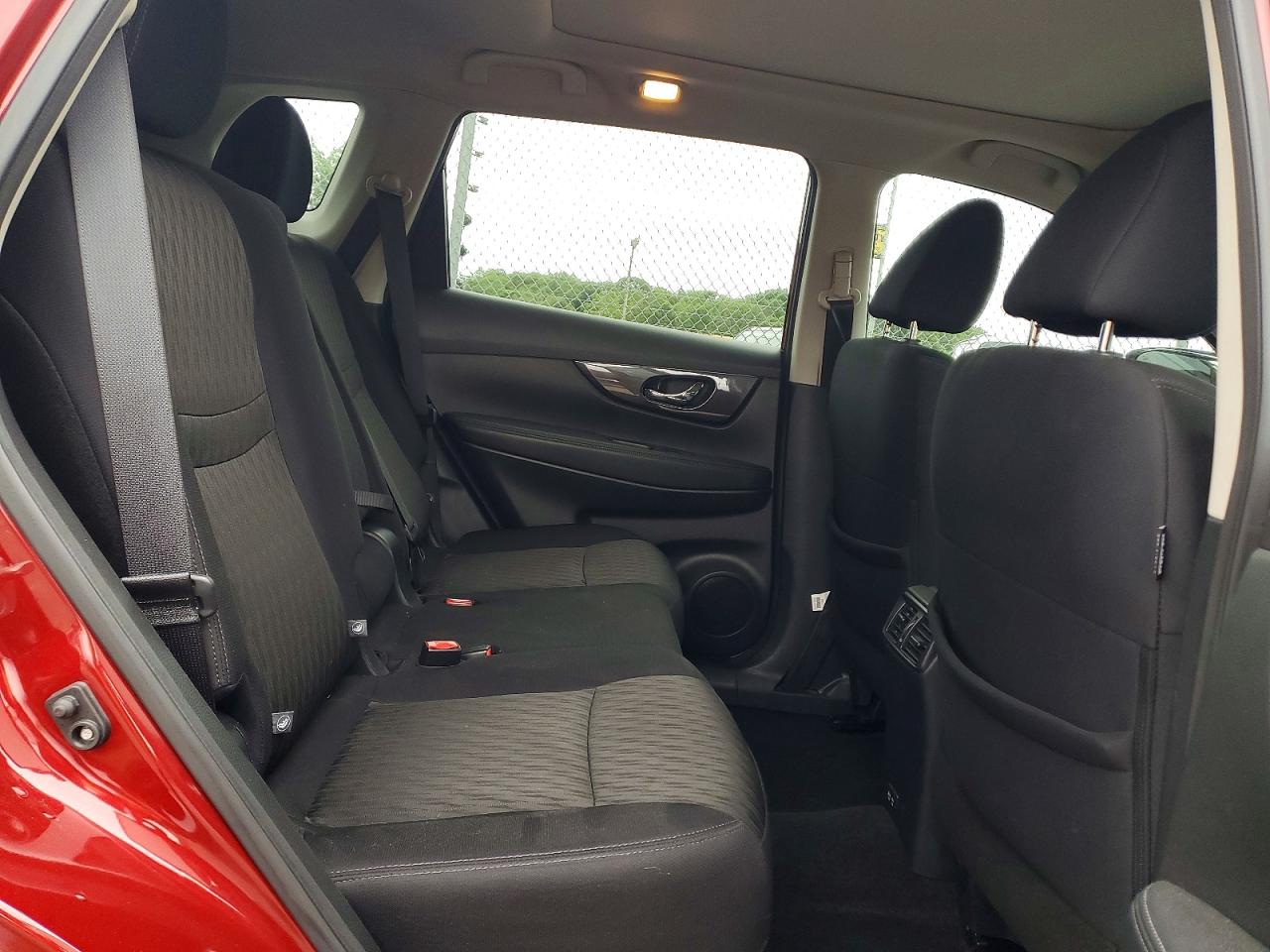 Nissan Rogue Sv