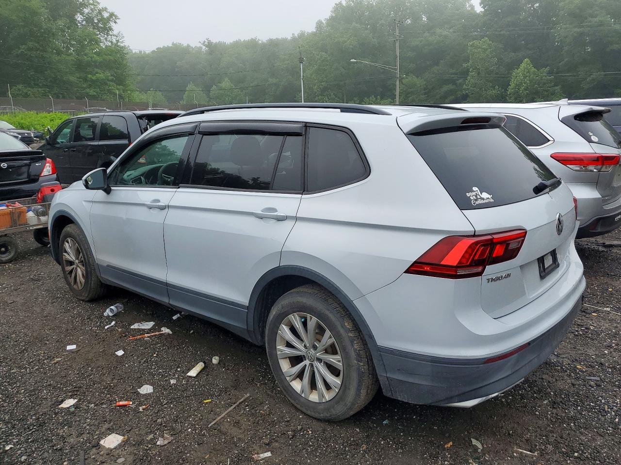 Volkswagen Tiguan S