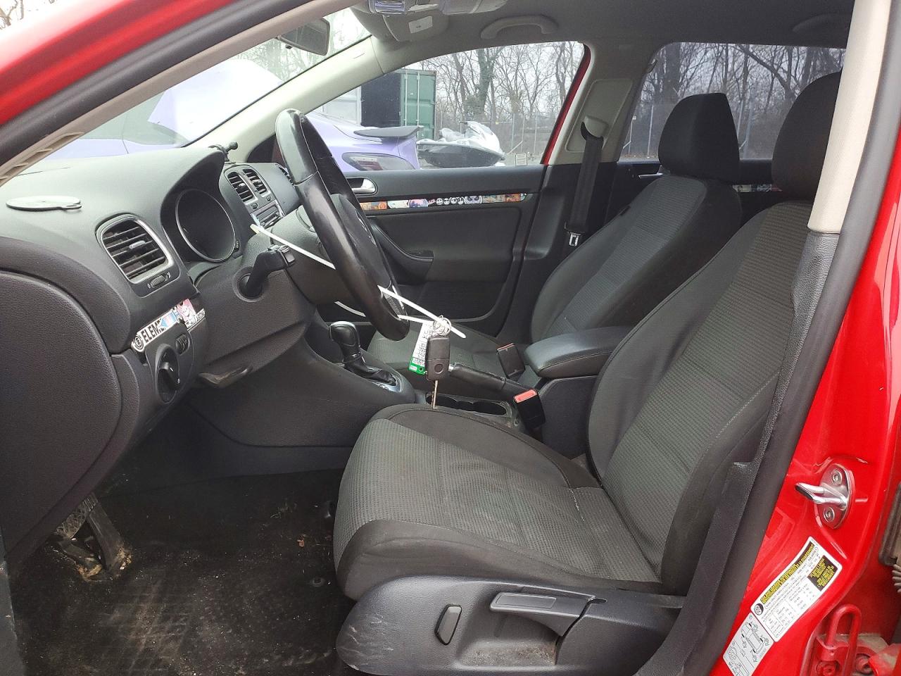Volkswagen Jetta S