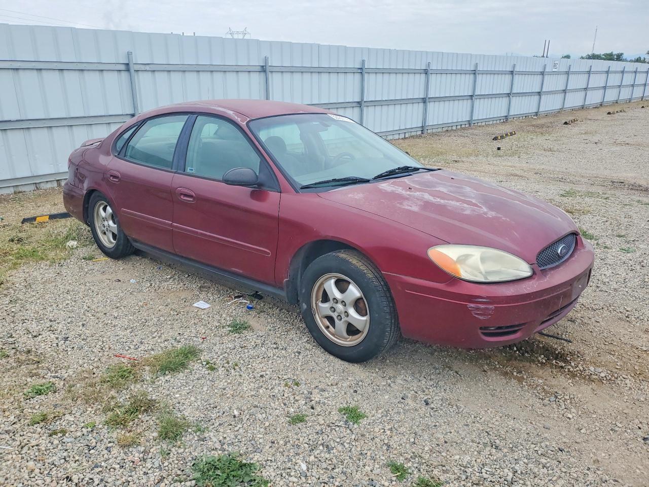 Ford Taurus Se